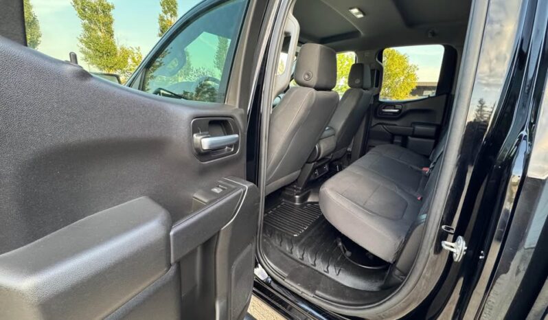 
								2021  CHEVROLET SILVERADO 1500 4X4 CLEAN TITLE full									