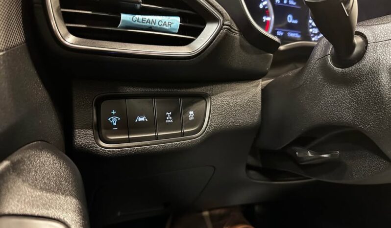 
								2019 HYUNDAI SANTA FE CLEAN TITLE AWD full									