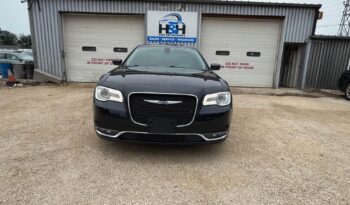 
										2018 CHRYSLER 300 limited  CLEAN TITLE FULLY LOADED full									