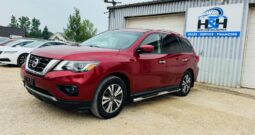 2017 NISSAN PATHFINDER AWD   CLEAN TITLE FULLY LOADED