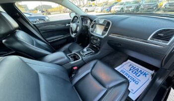 
										2016 CHRYSLER 300 AWD  FULLY LOADED CLEAN TITLE full									