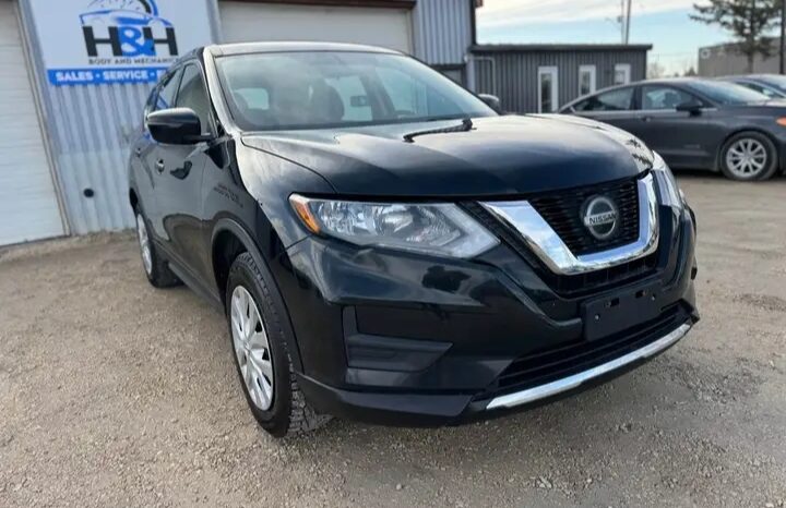 
								2018 NISSAN ROUGE  CLEAN TITLE full									