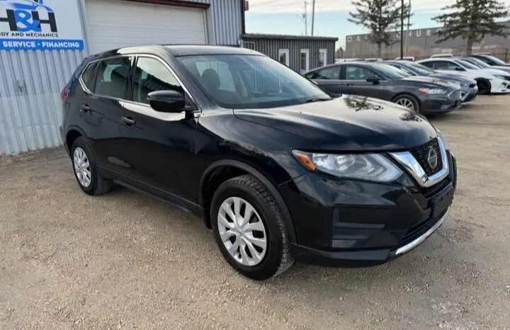 
								2018 NISSAN ROUGE  CLEAN TITLE full									