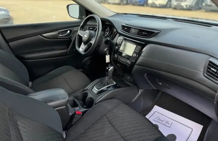 
								2018 NISSAN ROUGE  CLEAN TITLE full									