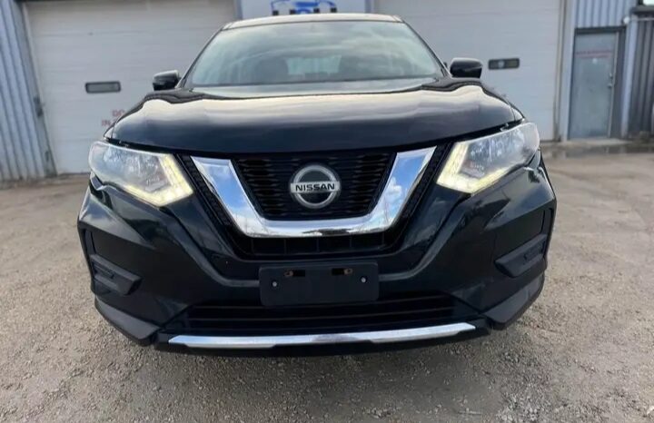 
								2018 NISSAN ROUGE  CLEAN TITLE full									