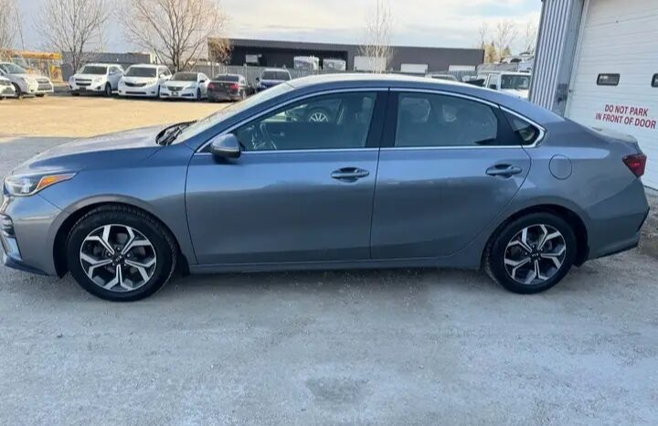 
								2019 KIA FORTE CLEAN TITLE full									