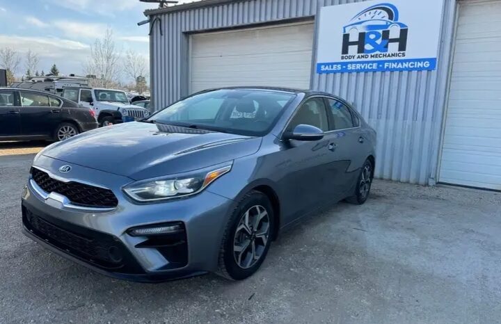 
								2019 KIA FORTE CLEAN TITLE full									
