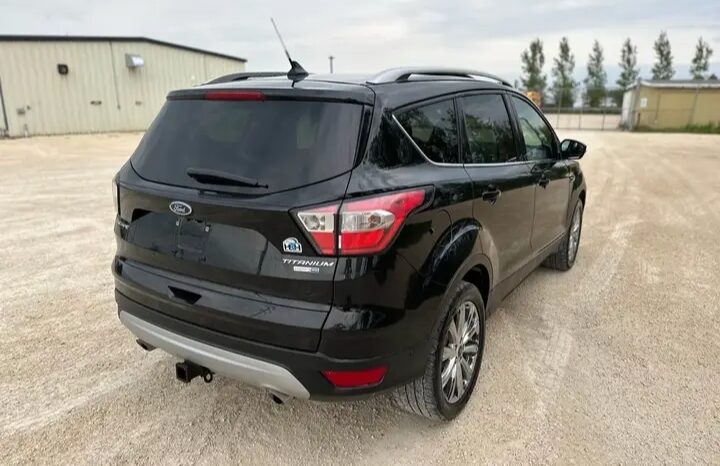 
								2018 FORD ESCAPE TITANIUM AWD CLEAN TITLE FULLY LOADED full									