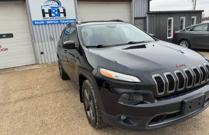 
								2016 JEEP CHEROKEE AWD CLEAN TITLE full									