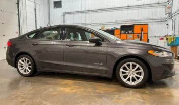 
										2019 FORD FUSION HYBRID  CLEAN TITLE full									