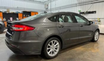 
										2019 FORD FUSION HYBRID  CLEAN TITLE full									