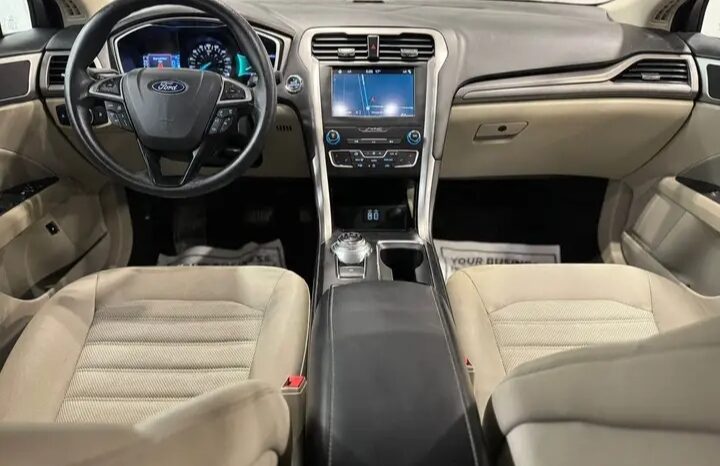 
								2019 FORD FUSION HYBRID  CLEAN TITLE full									