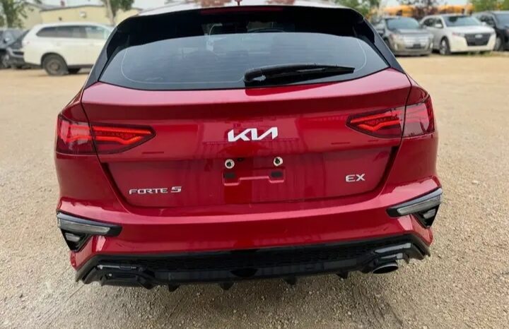 
								2022 KIA FORTE 5 EX REBUILT full									