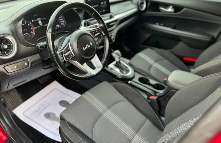 
								2022 KIA FORTE 5 EX REBUILT full									
