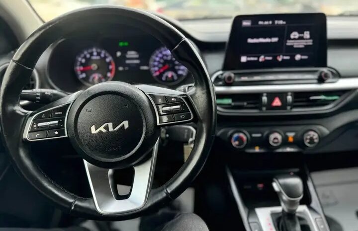 
								2022 KIA FORTE 5 EX REBUILT full									