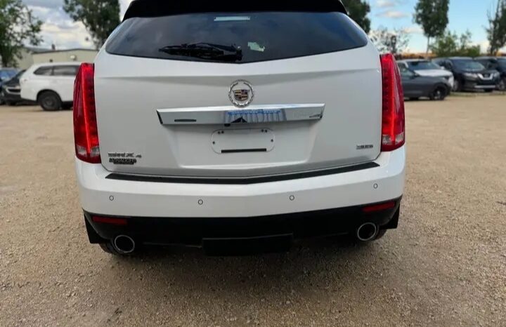
								2014 CADILLAC SRX AWD CLEAN TITLE FULLY LOADED full									