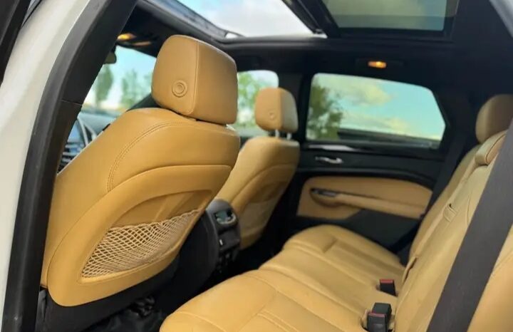 
								2014 CADILLAC SRX AWD CLEAN TITLE FULLY LOADED full									