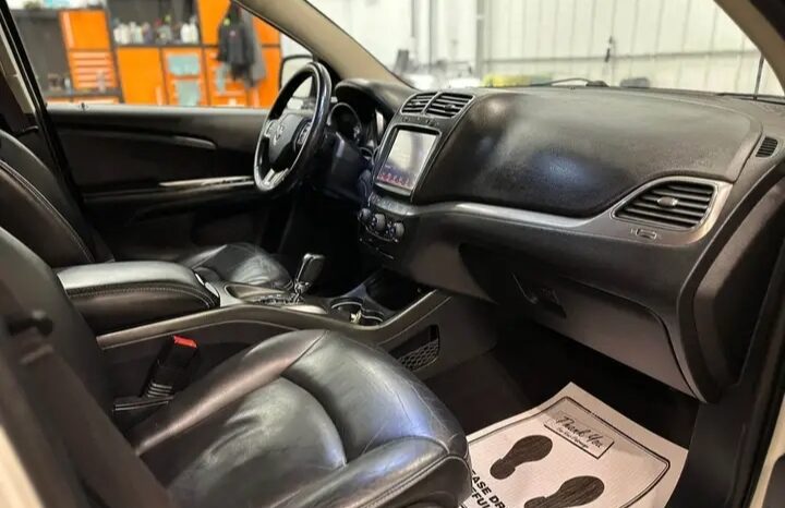 
								2017 DODGE JOURNEY CROSSROAD CLEAN TITLE FULLY LOADED full									