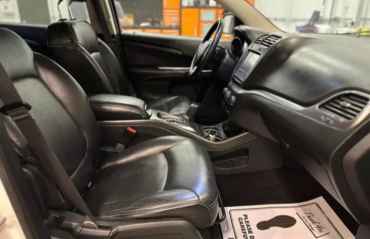 
								2017 DODGE JOURNEY CROSSROAD CLEAN TITLE FULLY LOADED full									