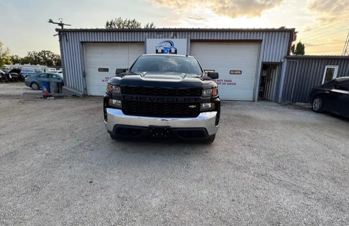 
								2021 CHEVROLET SILVERADO 1500 4X4 clean title full									