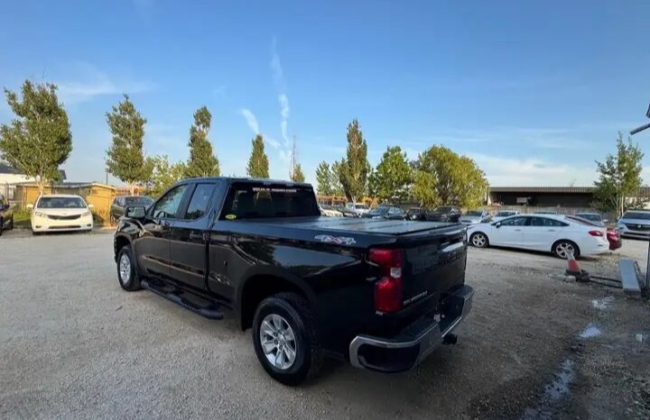 
								2021 CHEVROLET SILVERADO 1500 4X4 clean title full									