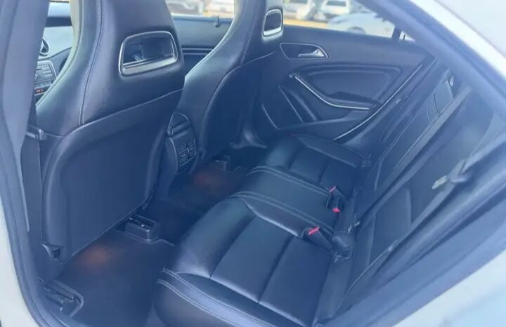 
								2016 MERCEDES BENZ CLA 250 CLEAN TITLE FULLY LOADED AWD full									