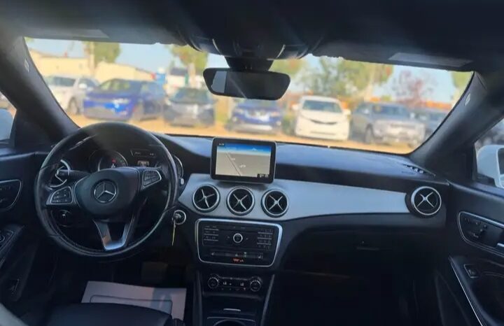 
								2016 MERCEDES BENZ CLA 250 CLEAN TITLE FULLY LOADED AWD full									