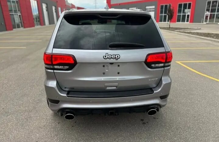 
								2016 JEEP GRAND CHEROKEE SRT FULLY LOADED CLEAN TITLE full									