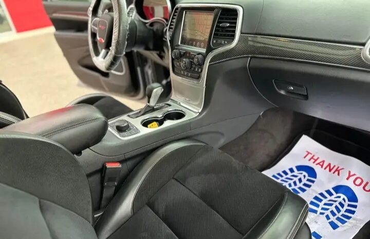
								2016 JEEP GRAND CHEROKEE SRT FULLY LOADED CLEAN TITLE full									