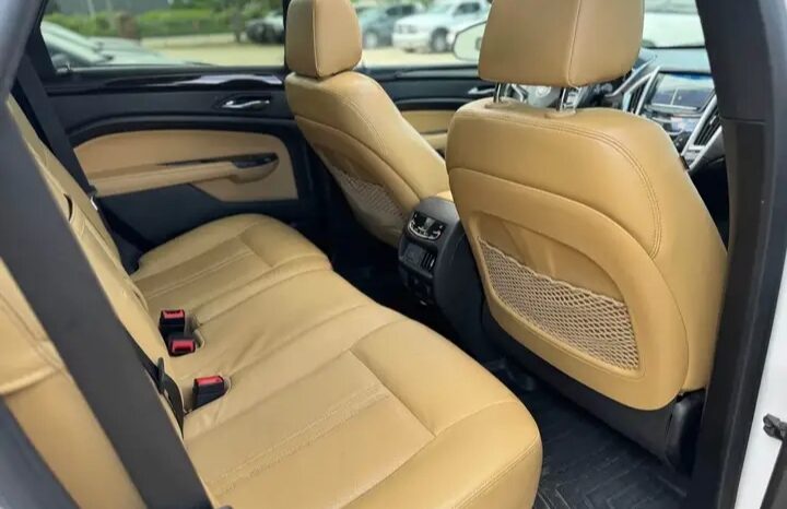 
								2014 CADILLAC SRX, WHITE, PREMIUM FULLY LOADED CLEAN TITLE full									