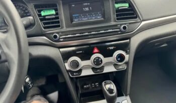 
										2020 HYUNDAI ELANTRA CLEAN TITLE  cheap on gas full									