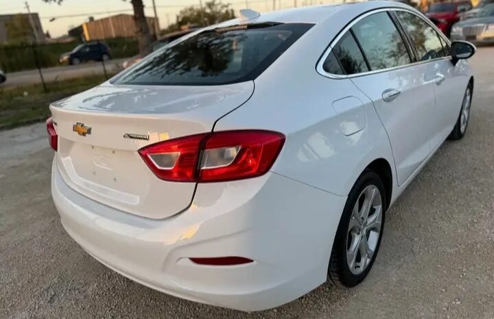
								2018 CHEVROLET CRUZE PRMIER CLEAN TITLE full									
