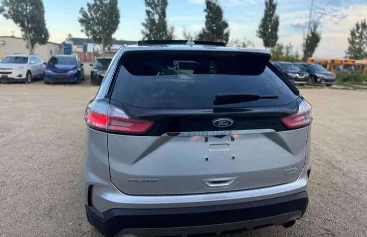 
								2019 FORD EDGE AWD  CLEAN TITLE full									
