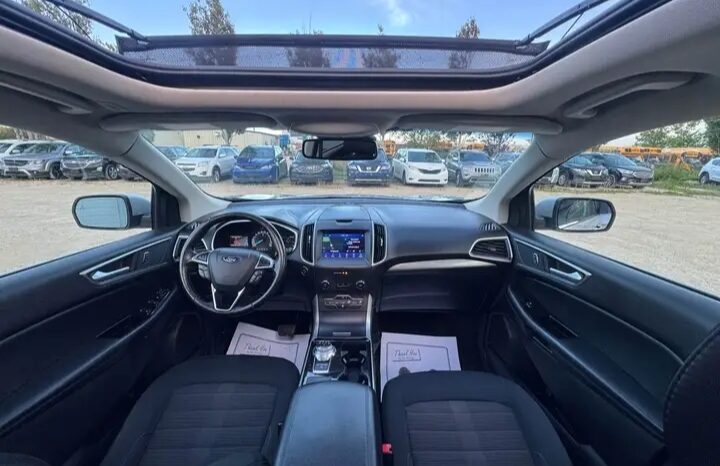 
								2019 FORD EDGE AWD  CLEAN TITLE full									