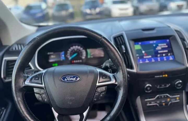 
								2019 FORD EDGE AWD  CLEAN TITLE full									