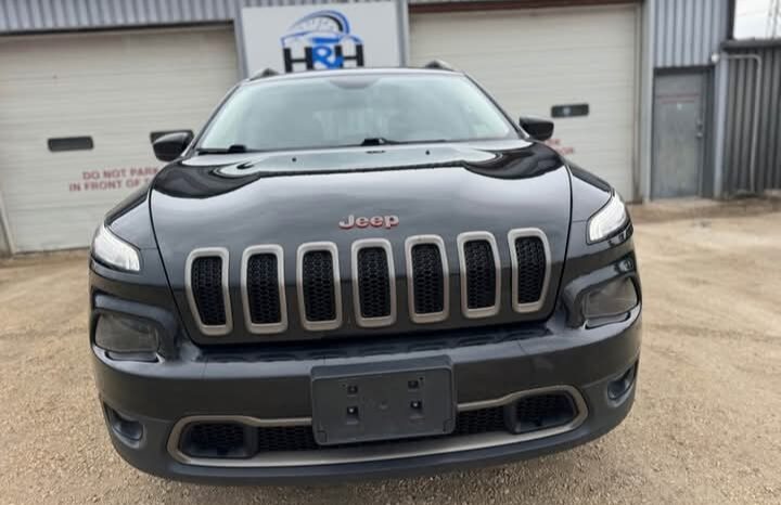 
								2016 JEEP CHEROKEE AWD 75TH ANNIVERSARY CLEAN TITLE full									