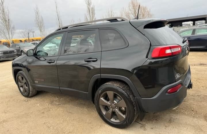 
								2016 JEEP CHEROKEE AWD 75TH ANNIVERSARY CLEAN TITLE full									