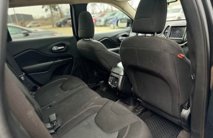 
								2016 JEEP CHEROKEE AWD 75TH ANNIVERSARY CLEAN TITLE full									