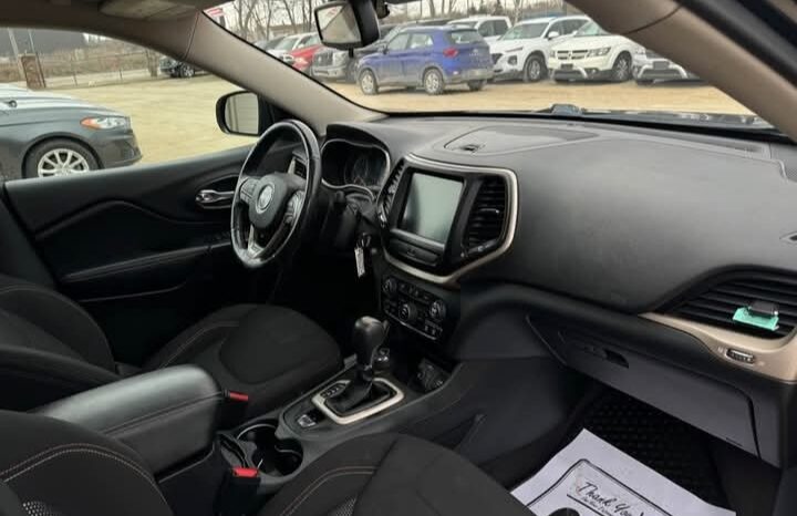 
								2016 JEEP CHEROKEE AWD 75TH ANNIVERSARY CLEAN TITLE full									