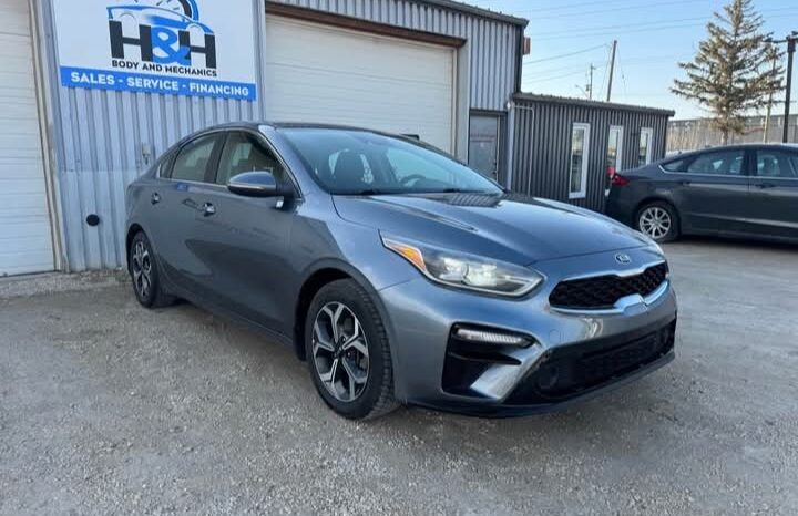 
								2019 KIA FORTE CLEAN TITLE full									