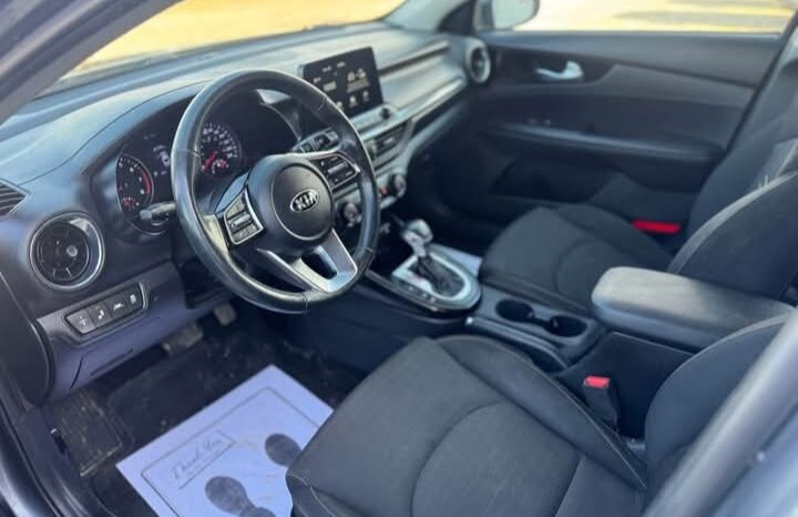 
								2019 KIA FORTE CLEAN TITLE full									