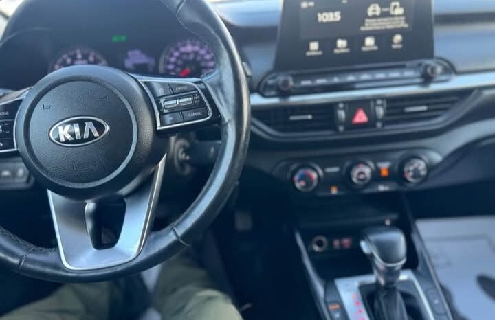 
								2019 KIA FORTE CLEAN TITLE full									