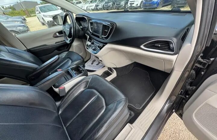 
								2018 CHRYSLER PACIFICA,TOURING-L CLEAN TITLE FULLY LOADED full									