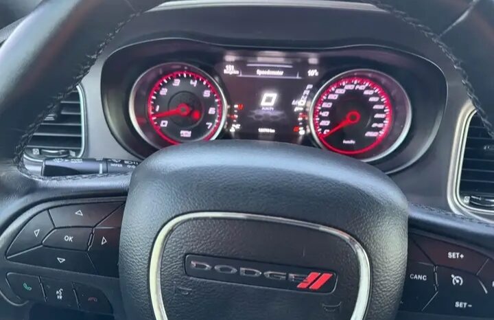 
								2019 DODGE CHARGER, SXT  CLEAN TITLE full									