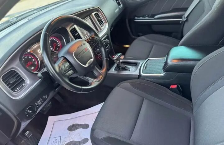 
								2019 DODGE CHARGER, SXT  CLEAN TITLE full									