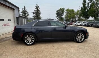 
										2018 CHRYSLER 300 limited AWD FULLY LOADED full									