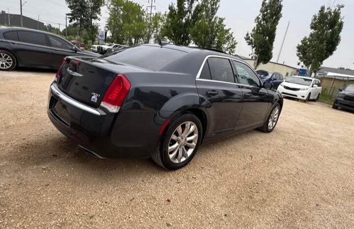 
								2018 CHRYSLER 300 limited AWD FULLY LOADED full									