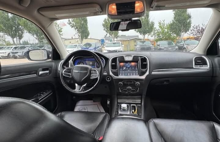 
								2018 CHRYSLER 300 limited AWD FULLY LOADED full									