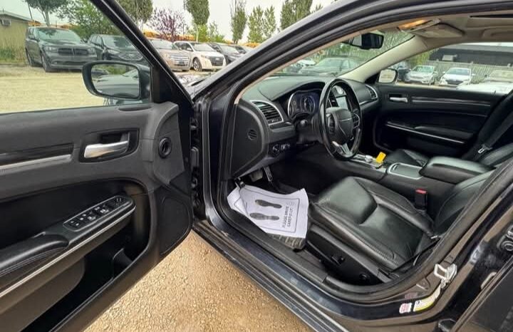 
								2018 CHRYSLER 300 limited AWD FULLY LOADED full									