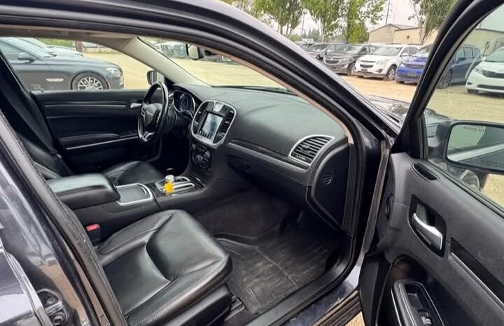 
								2018 CHRYSLER 300 limited AWD FULLY LOADED full									